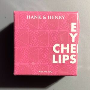 Hank & Henry Velvet Touch Cream Color DOLLY DANGER Lips Eyes Cheeks Mousse NEW